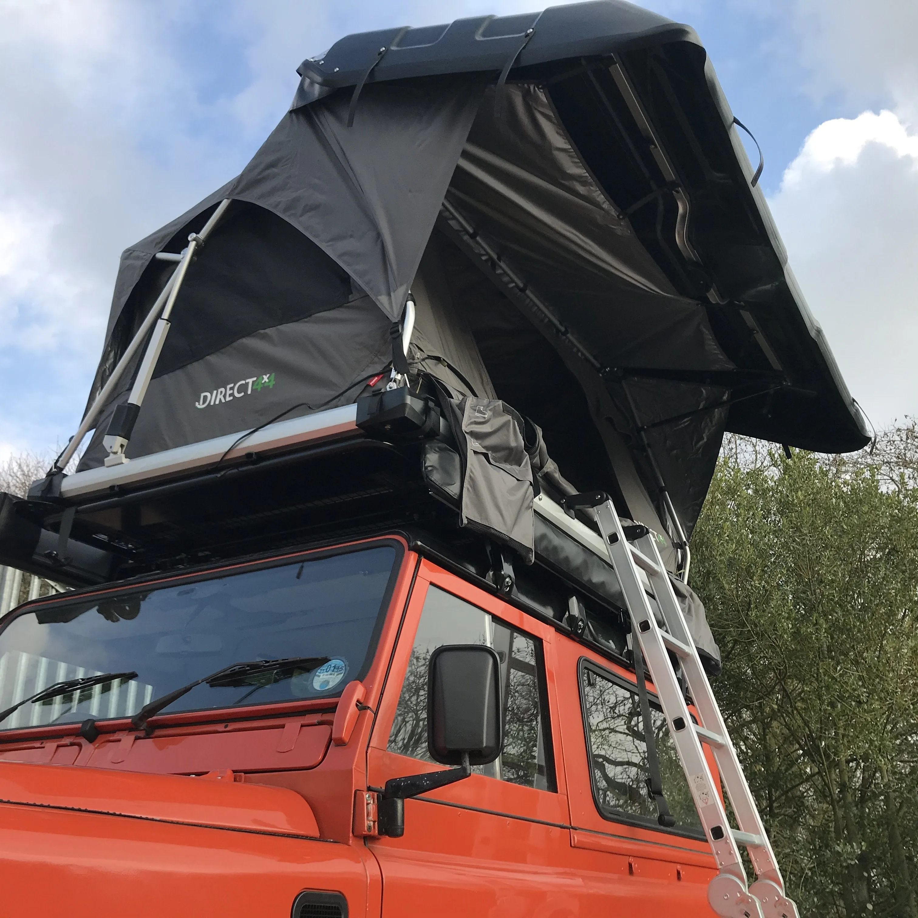 Granite Grey Pathseeker 2 Person Auto Solar Hard Shell Roof Top Camping Tent