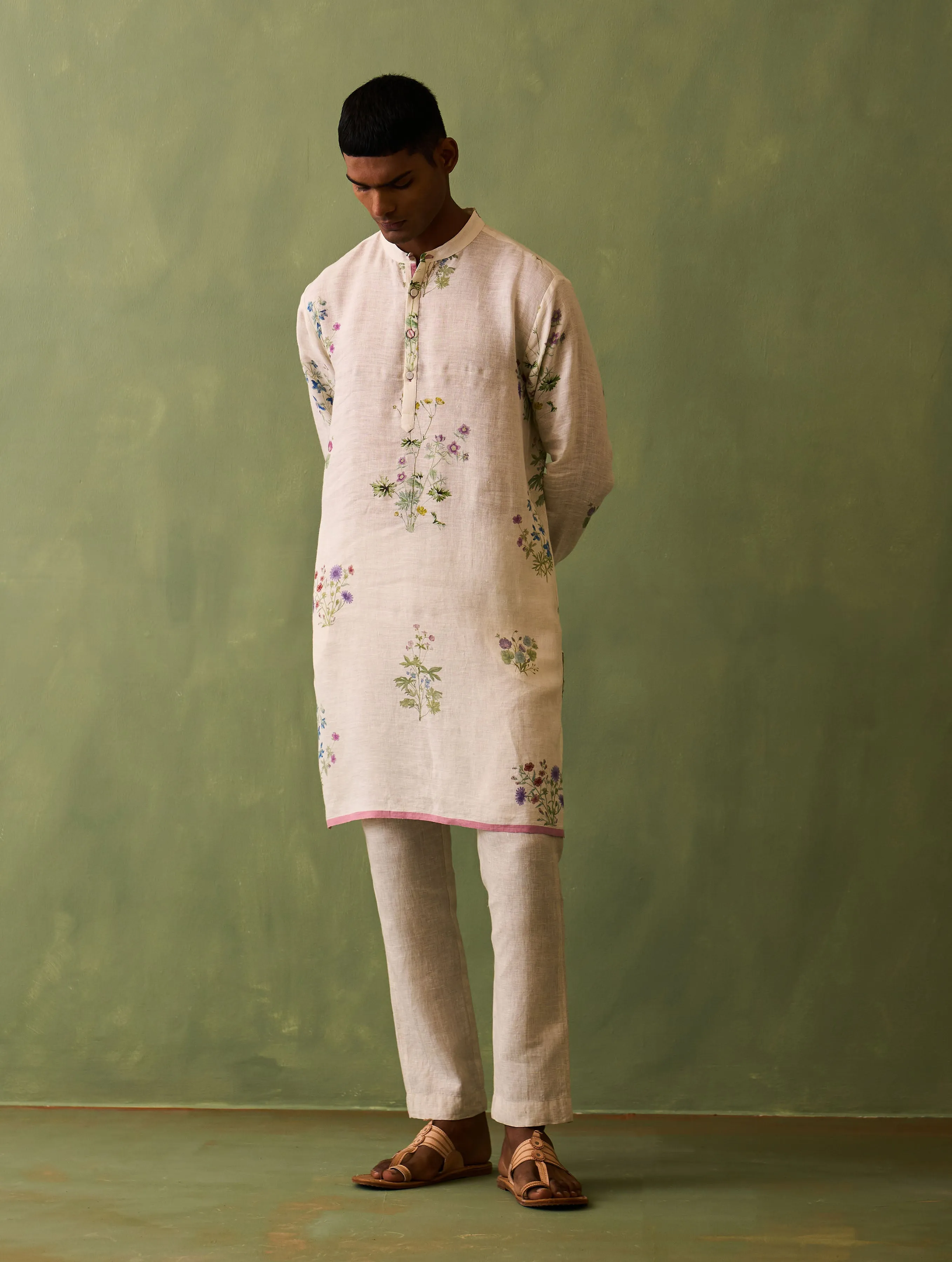 Hachi Botanical Linen Kurta - Ivory