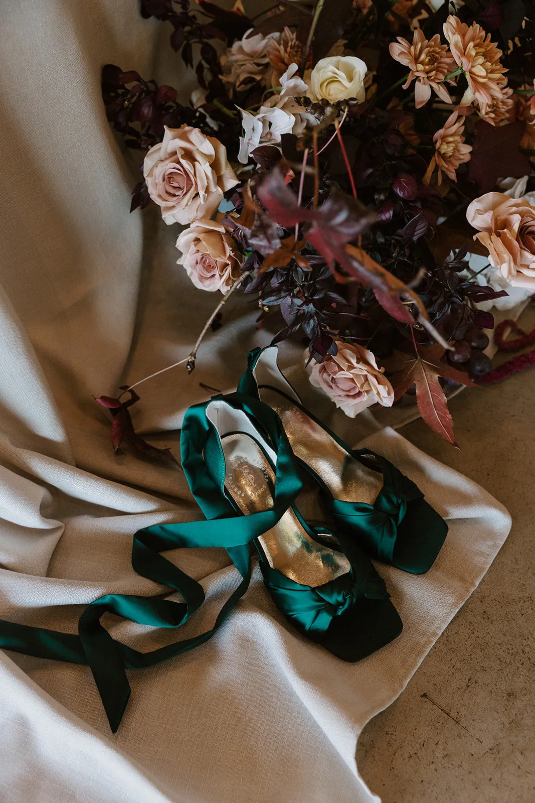 HONEY - EMERALD GREEN BOW SATIN WEDDING SHOES