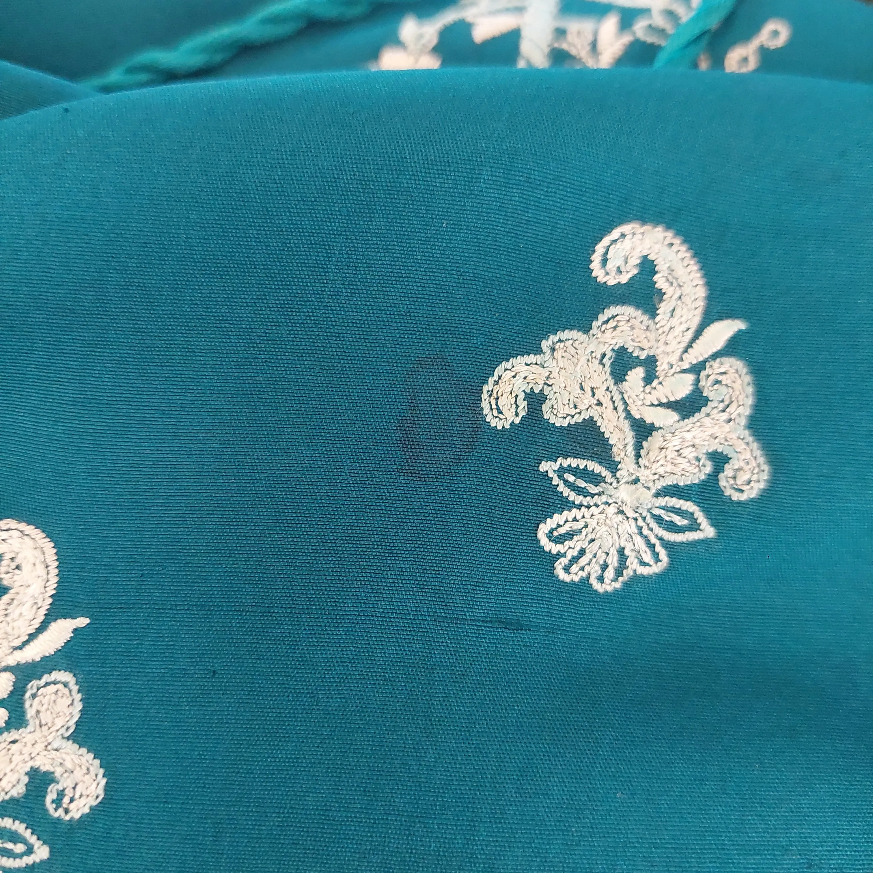 Shamsha Hashwani Teal Silk Embroidered Kurta | Pre Loved |